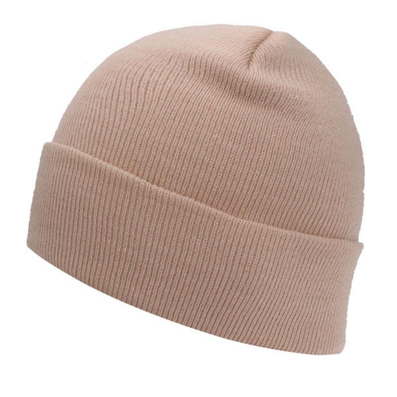 essential beanie in khaki