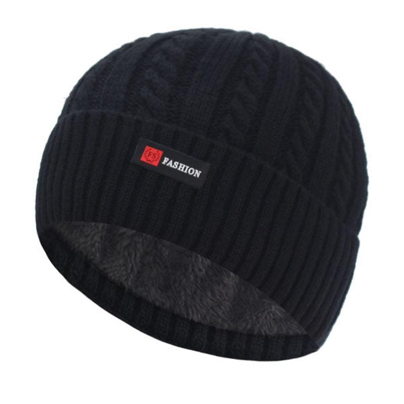thick beanie in black
