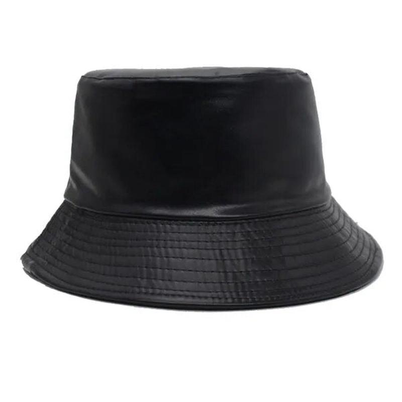 Leather Bucket Hat in black 