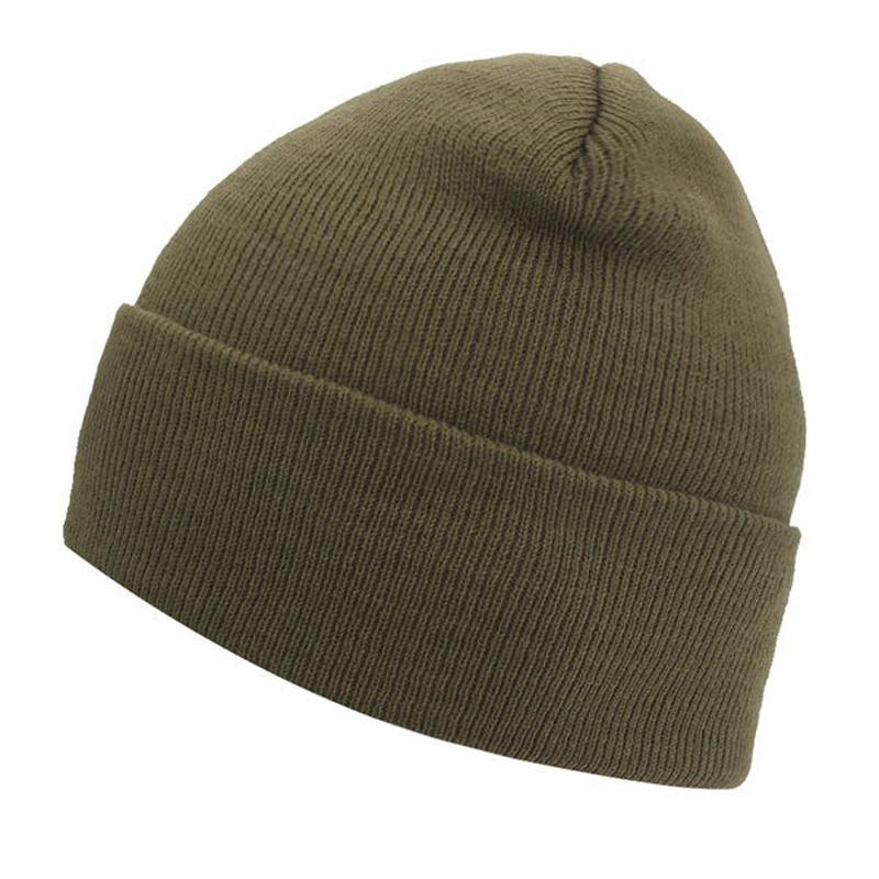 essential beanie in army green 