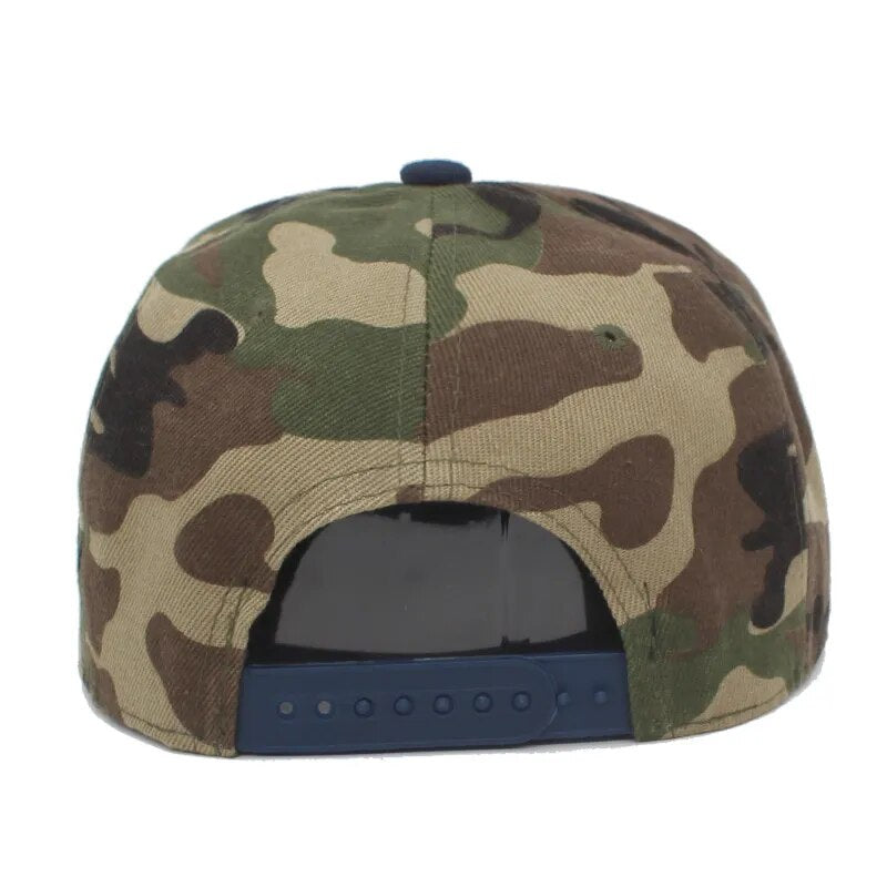 camouflage baseball hat back showing adjsutable strap 