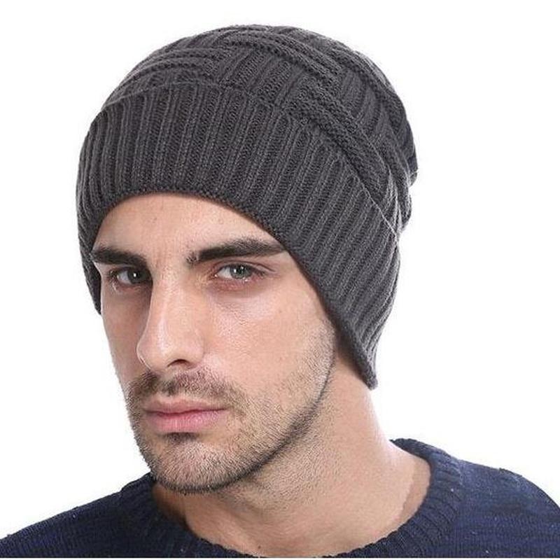 rib knit hat on model in gray