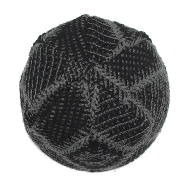 Argyle Beanie showing top of beanie