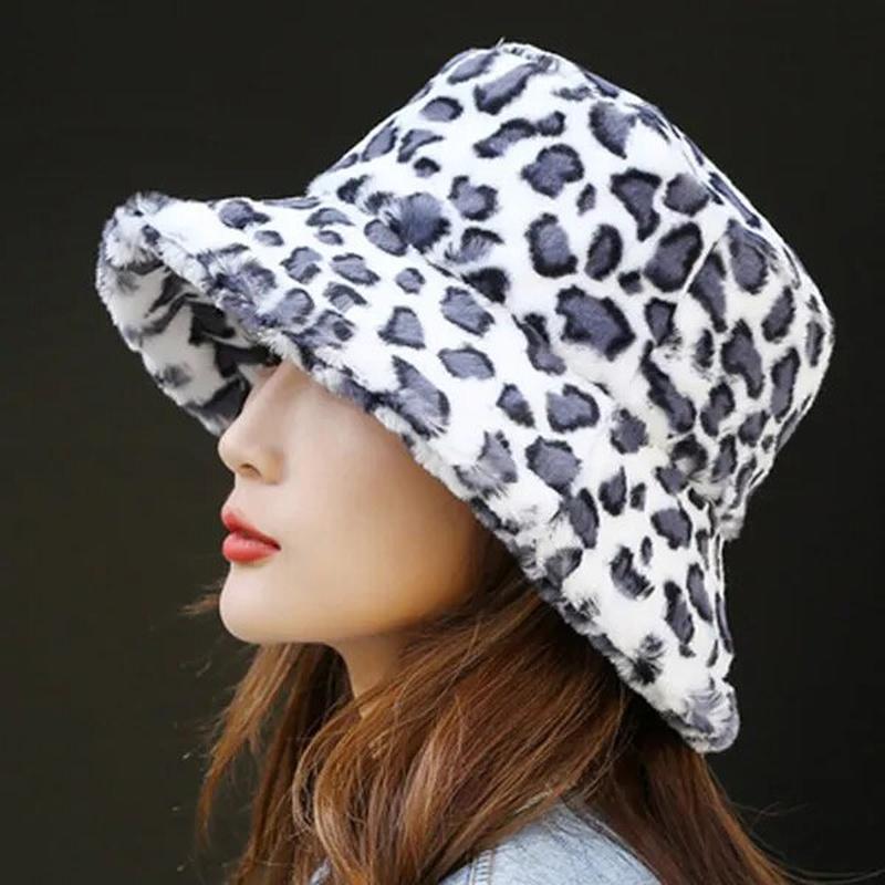 Leopard Bucket Hat in white