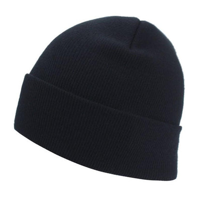 essential beanie in black 