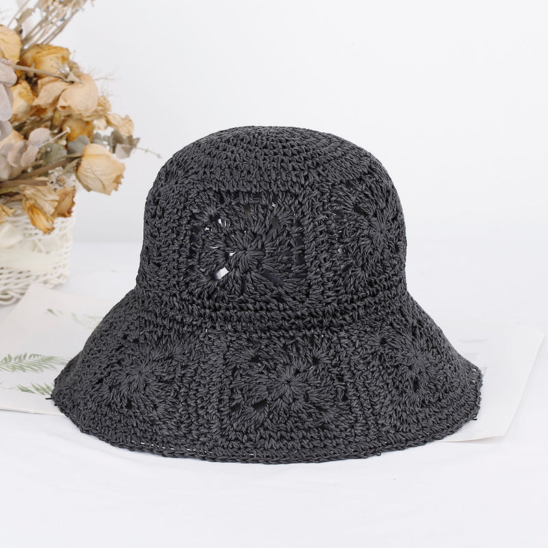 woven bucket hat in black