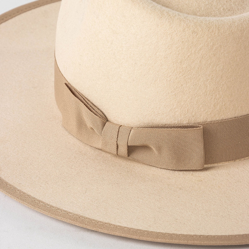 fedora cowboy hat showing closeup of brim