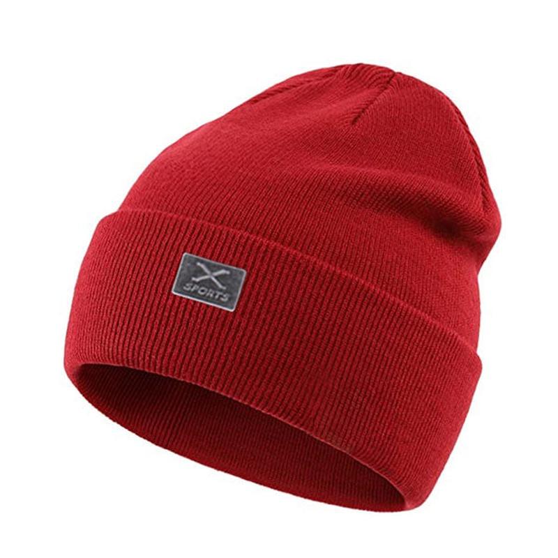 sport beanie in red