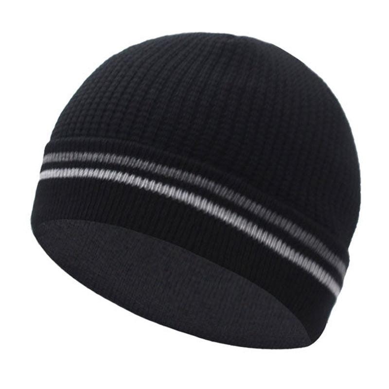striped knit hat in black 