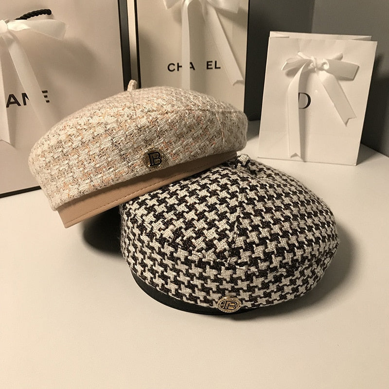 houndstooth beret showing two hats stacked on top of each other